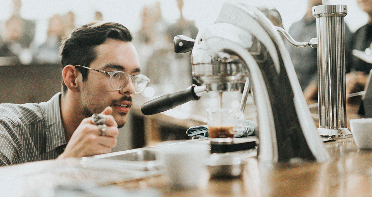 the difference between loneliness and solitude