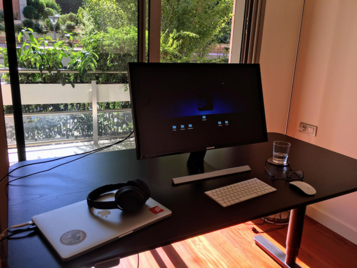 Amir’s home office