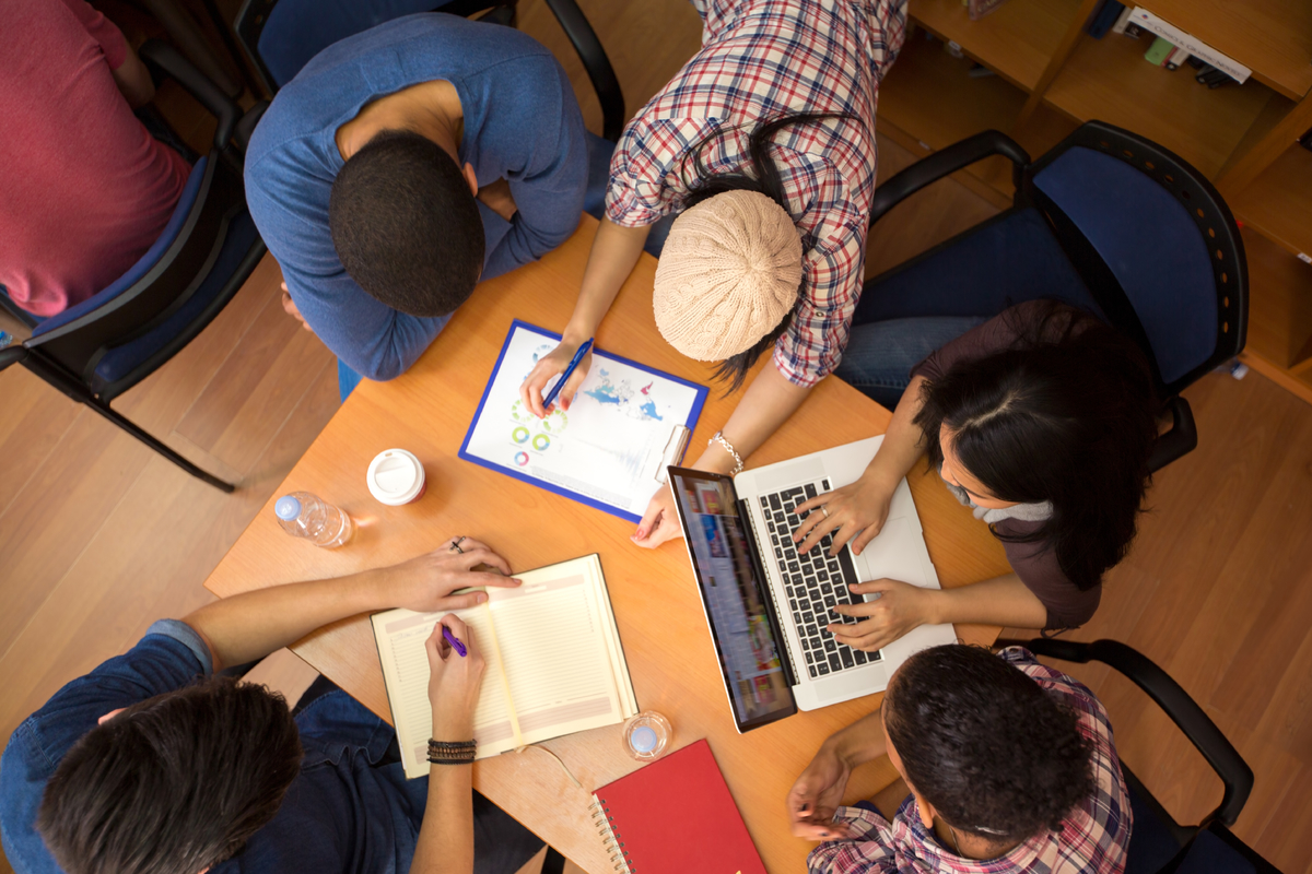 Student takes an online quiz