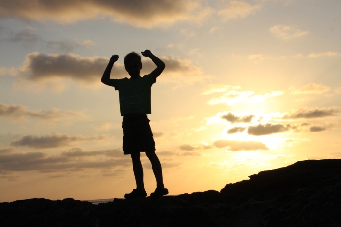 kid cheering