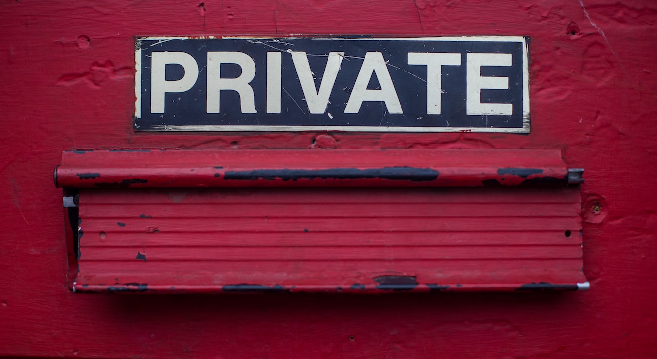 Private sign