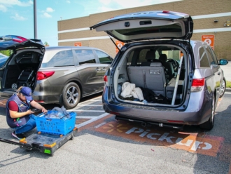 How to offer curbside pickup to your customers