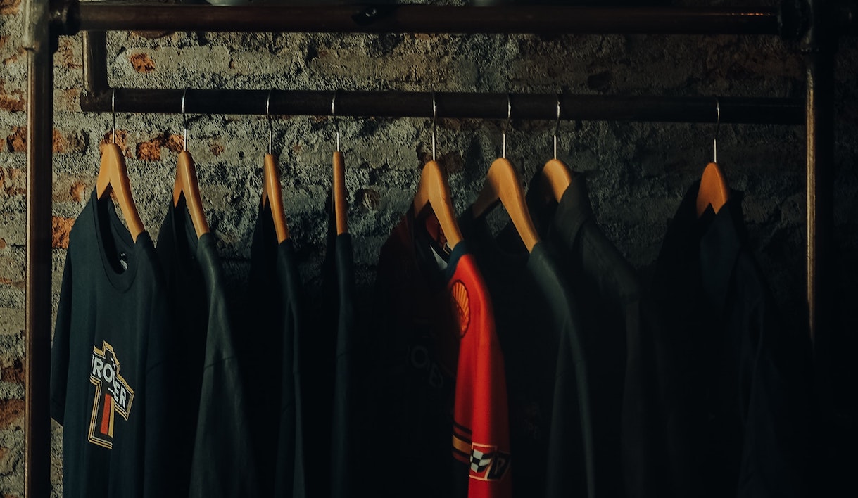 How to start selling T-shirts online Image-1