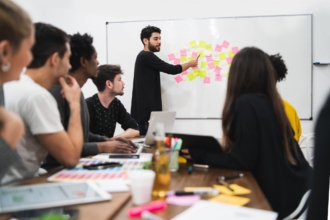 5 tips to get into UX research