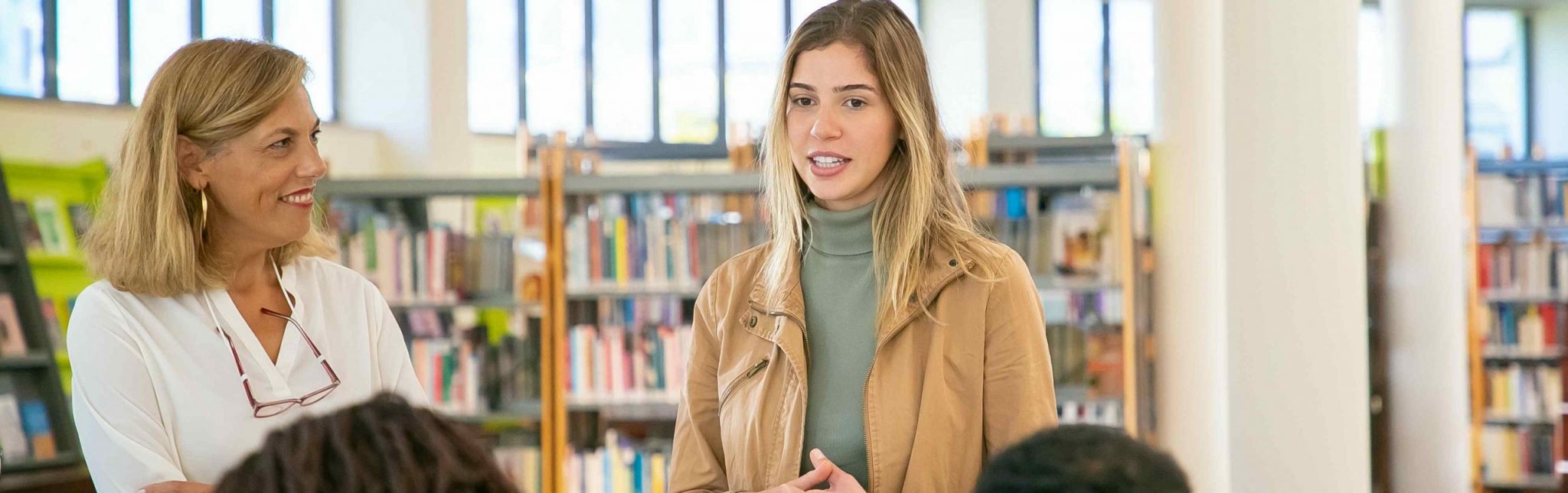 how to conduct a parent teacher conference