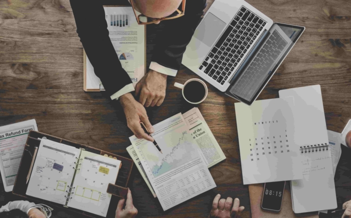 How to automate the contract review and approval process