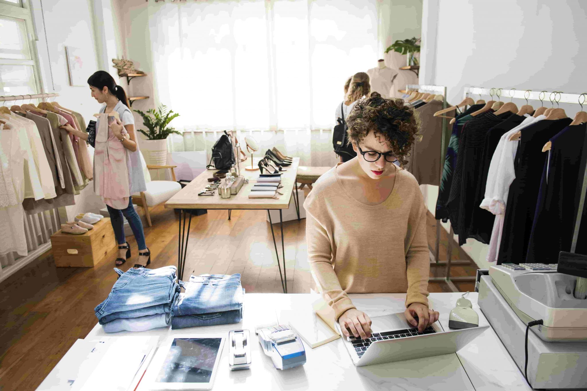 Top 7 order management software tools for small businesses in 2026