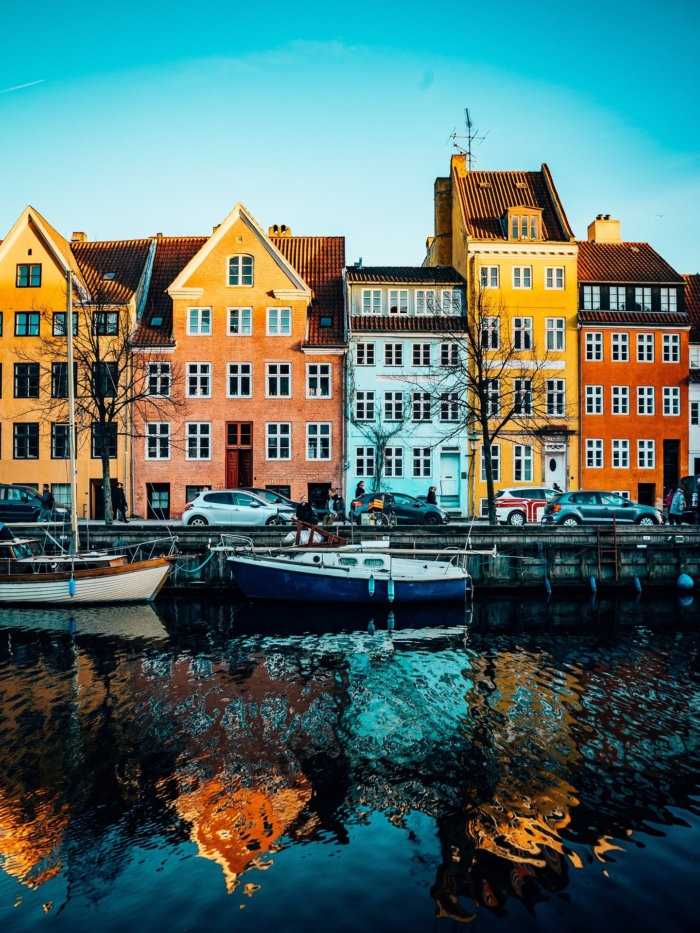 44 Impressive Examples of Reflection Photography Image-38