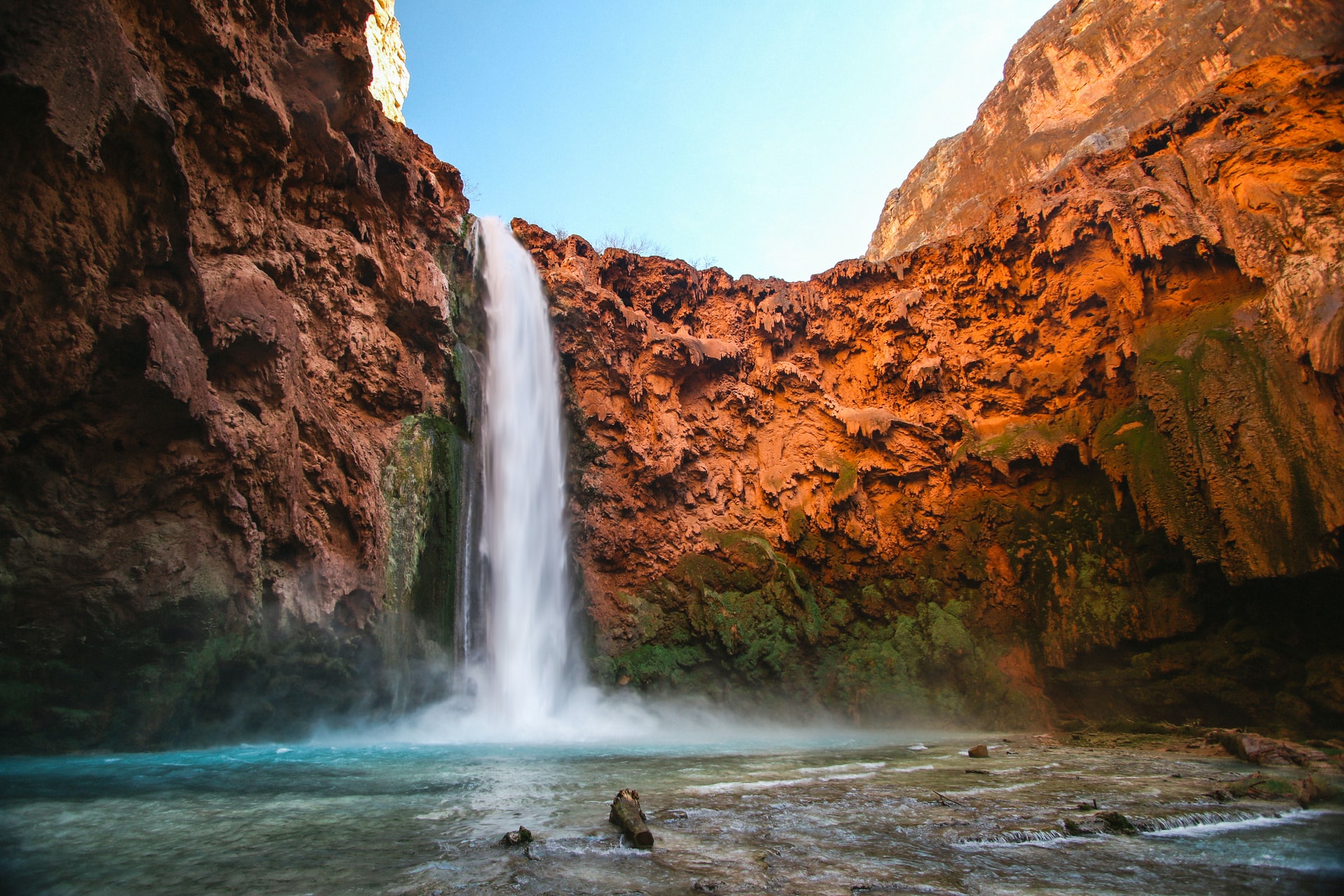 40 Beautiful Examples of Waterfalls Photography Image-27