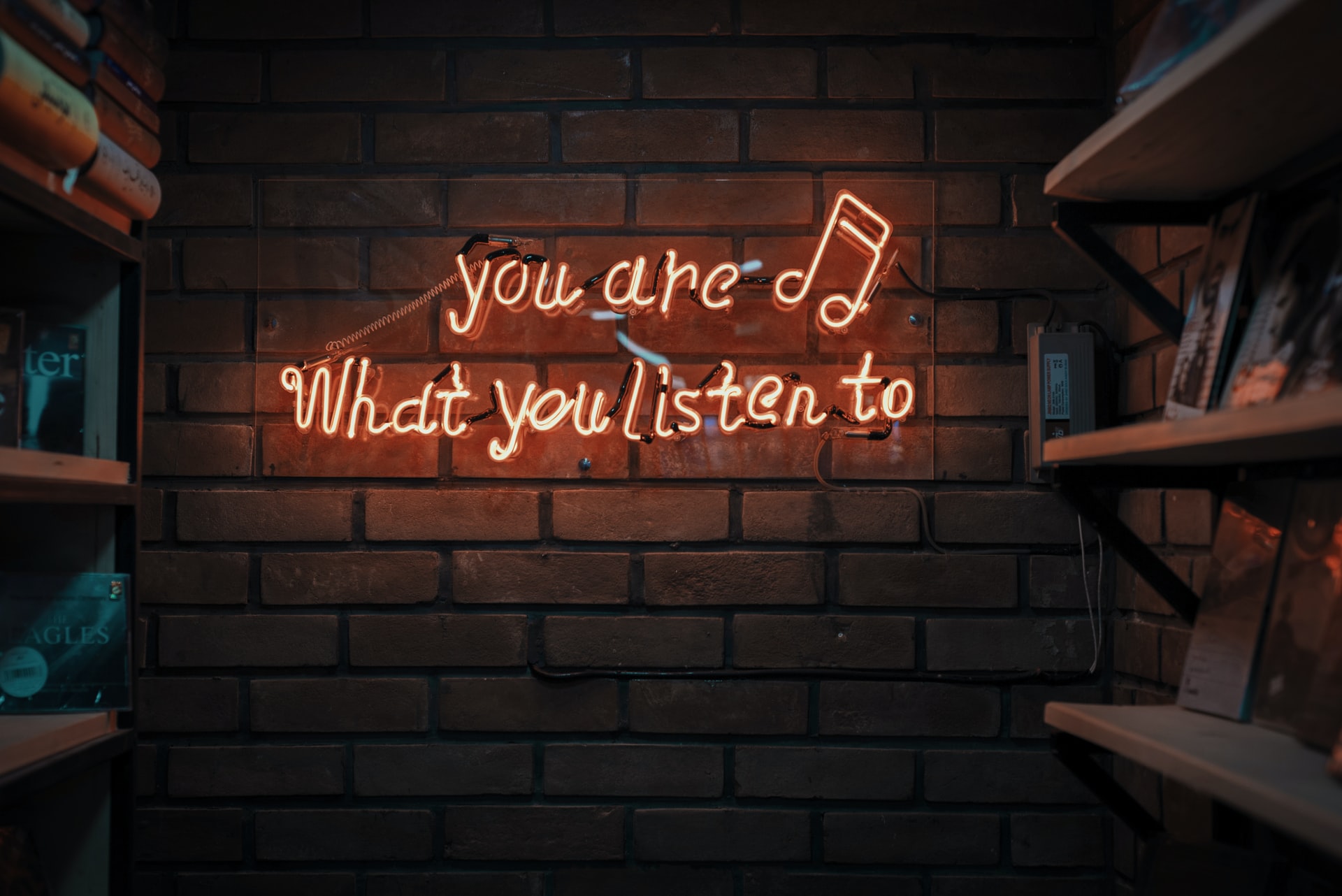 Stylish Music Wallpapers for Your Taste Image-6