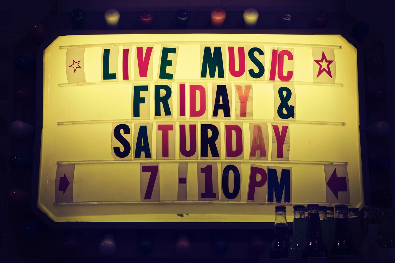 Stylish Music Wallpapers for Your Taste Image-41