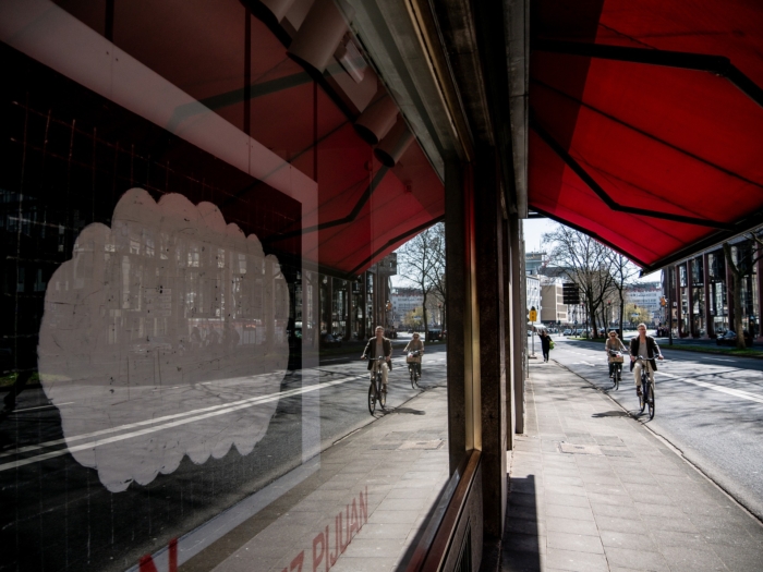 44 Impressive Examples of Reflection Photography Image-2