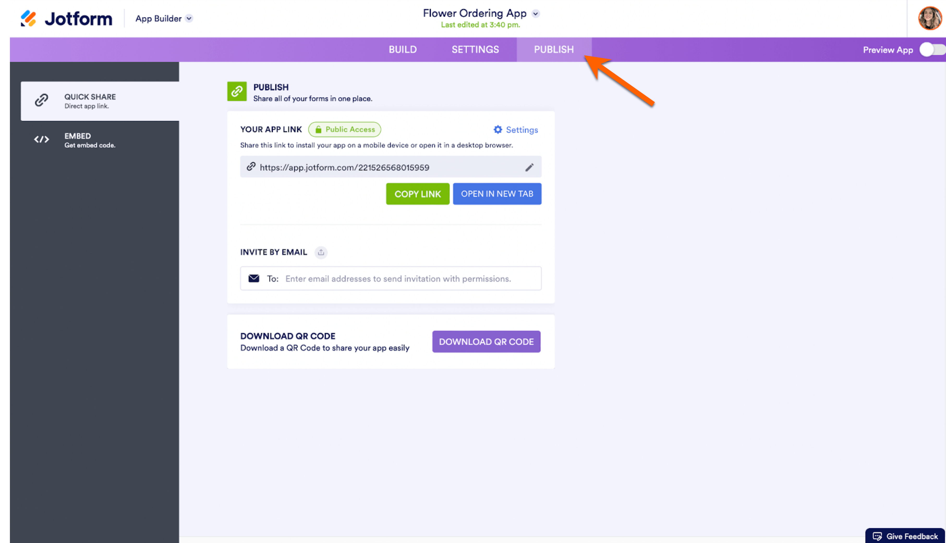 Screenshot of the publish tab within Jotform's form builder and an arrow pointing to the publish tab