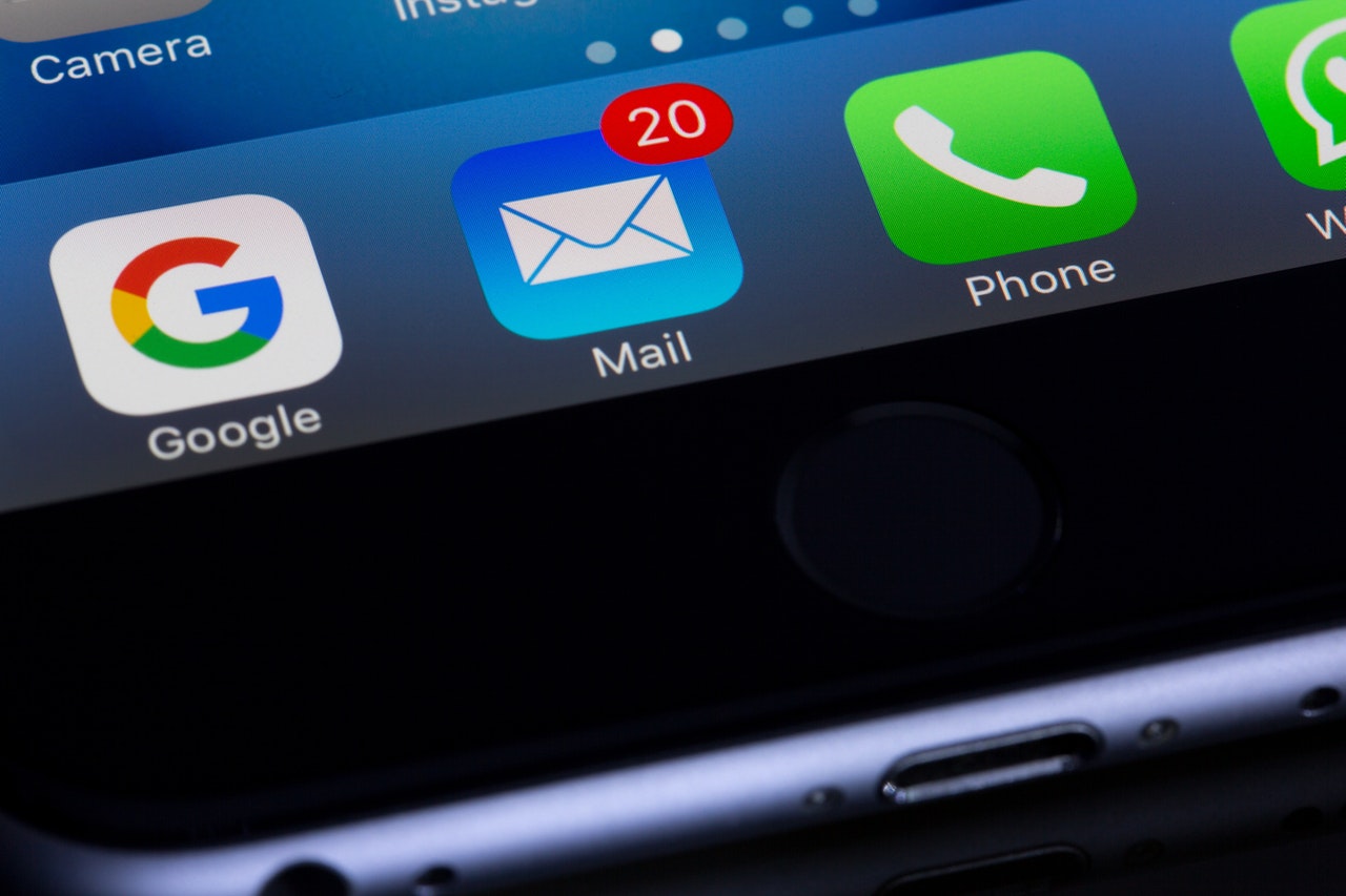 Mail app logo from iPhone