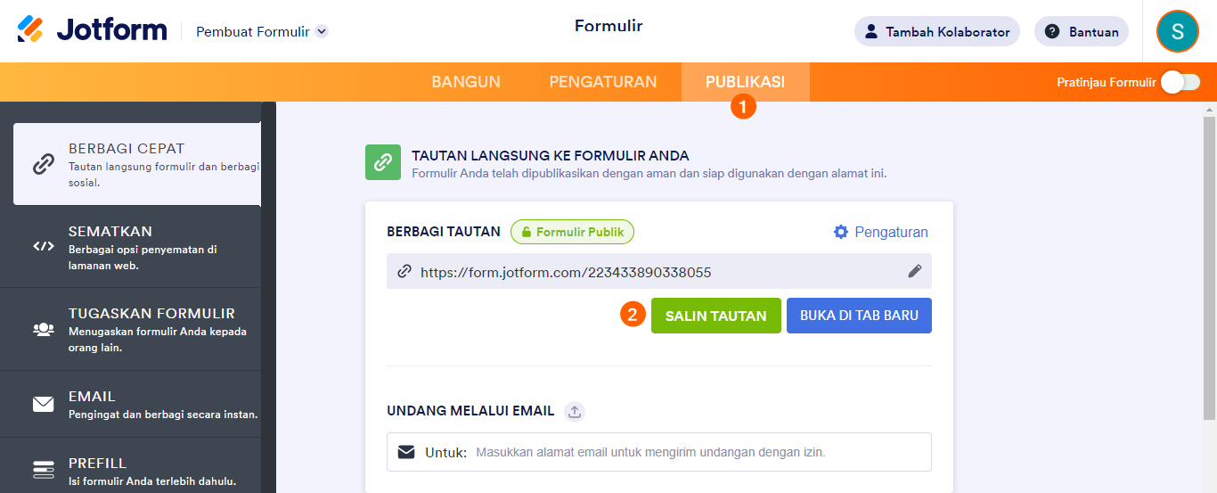 Tangkapan layar Pembuat Formulir dengan langkah bernomor untuk menyalin URL formulir