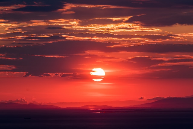 Red-Sunset-by-Mariposita1 Sunsets and Color Palettes Inspiration Image-59