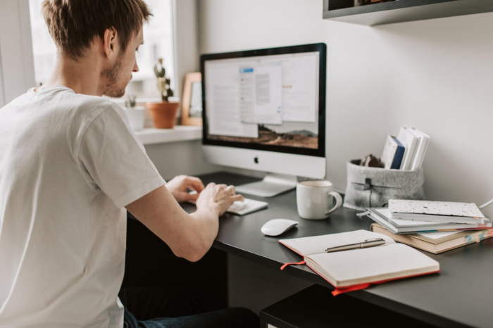 How to use a Salesforce authentication token