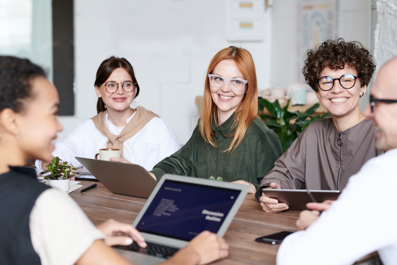 Top 15 employee pulse survey tools