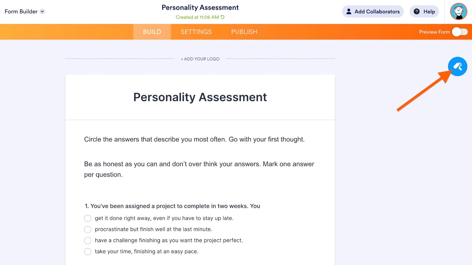 Un'interfaccia per la creazione di moduli per una 'Valutazione della Personalità' con l'opzione 'Aiuto' evidenziata, che fornisce istruzioni per completare la valutazione