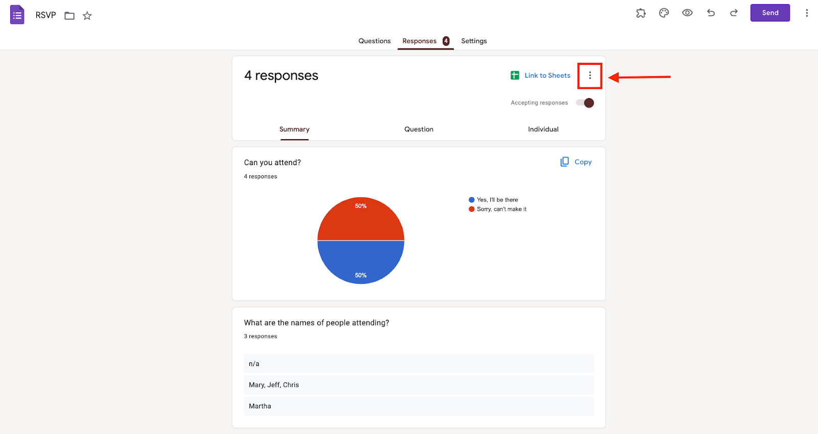 Mengklik Titik Vertikal di Kanan Atas Tab Respons