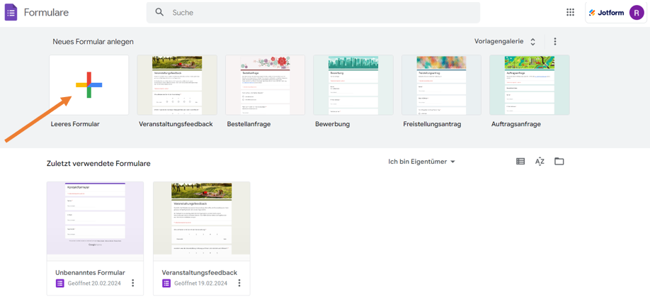 Formular-Webseite mit Optionen zum Starten eines neuen Formulars, Vorlagengalerie und einer Liste der letzten Formulare