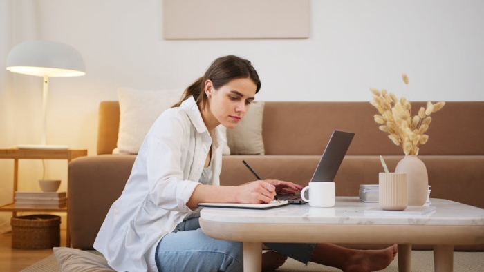 How to write a survey reminder email