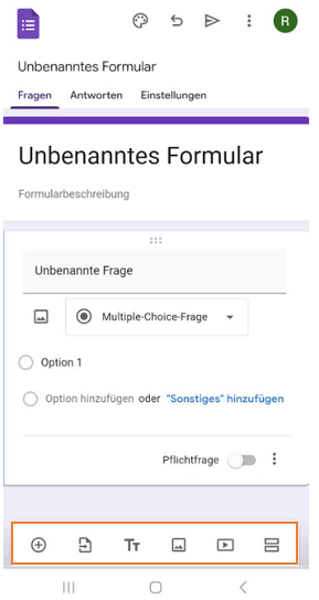 Eine mobile Bildschirmaufnahme eines unbenannten und unbeschriebenen Google-Formulars, das gerade erstellt wird, mit sichtbaren Oberflächenelementen