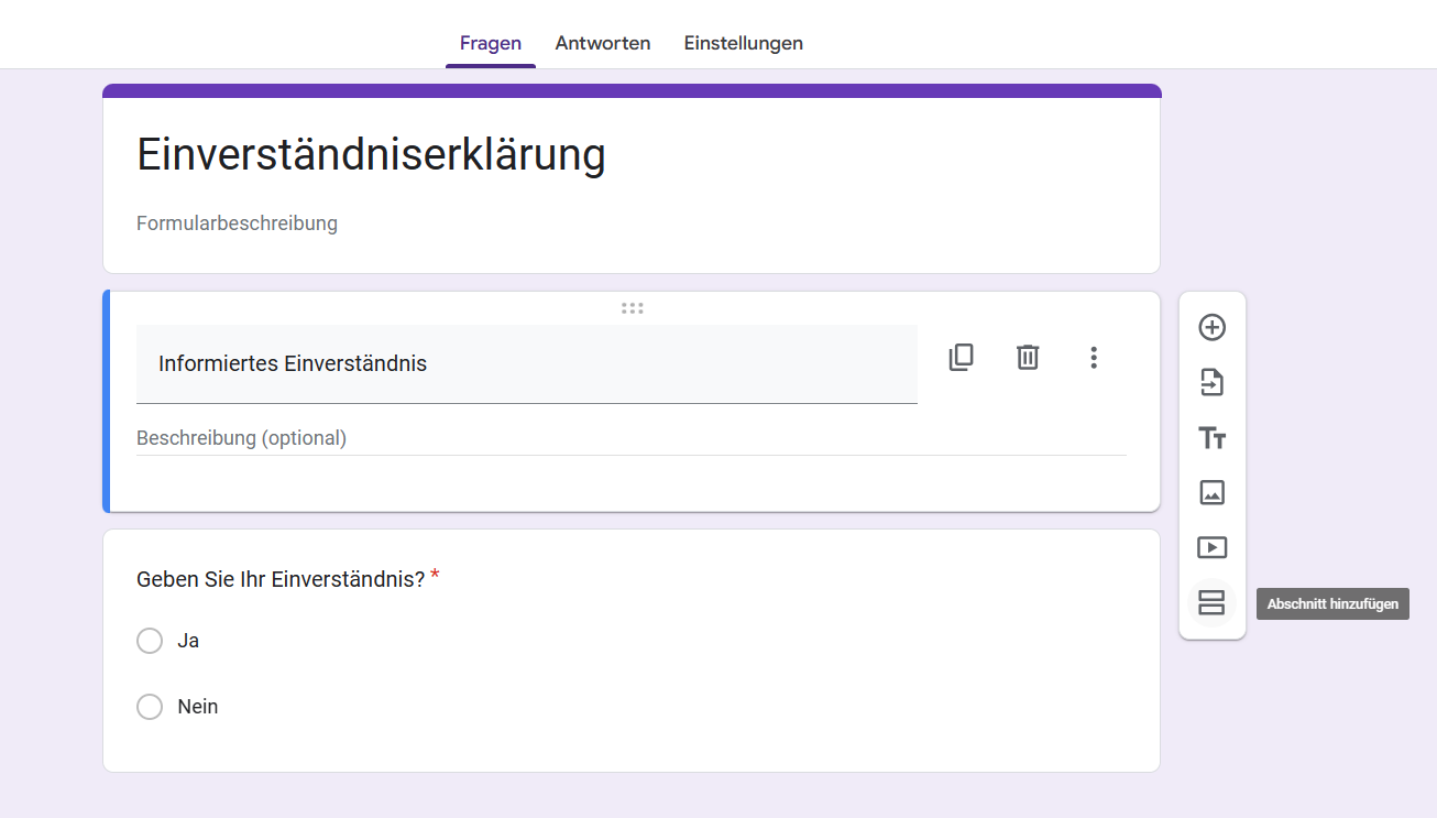 Screenshot der Seitenleiste eines Google-Formulars mit hervorgehobenem Abschnitt "Abschnitt hinzufügen" sowie einem Abschnitt mit einer Frage und einem Textfeld