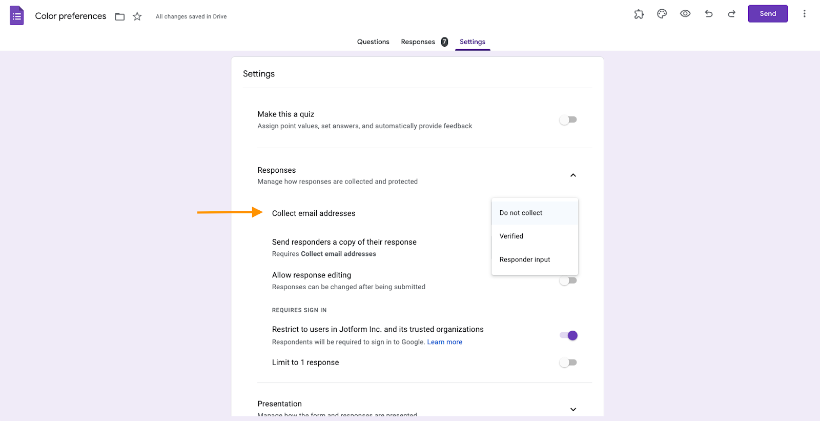 Screenshot della scheda Impostazioni di Google Forms facendo clic su Raccogli indirizzi email