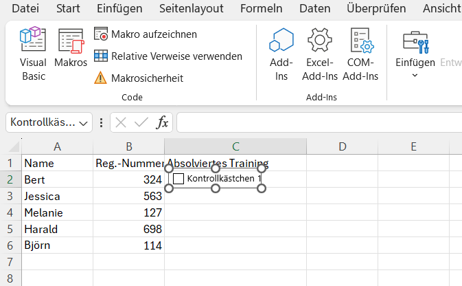 Verschieben des Kontrollkästchens in die Zelle