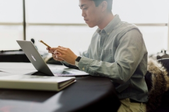 The top 9 payroll apps for small businesses in 2026