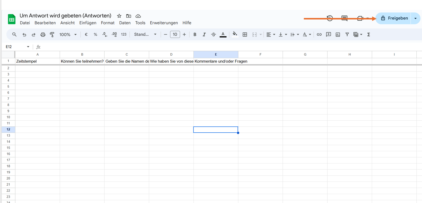 Klicken Sie auf den Button Freigeben in Google Formulare