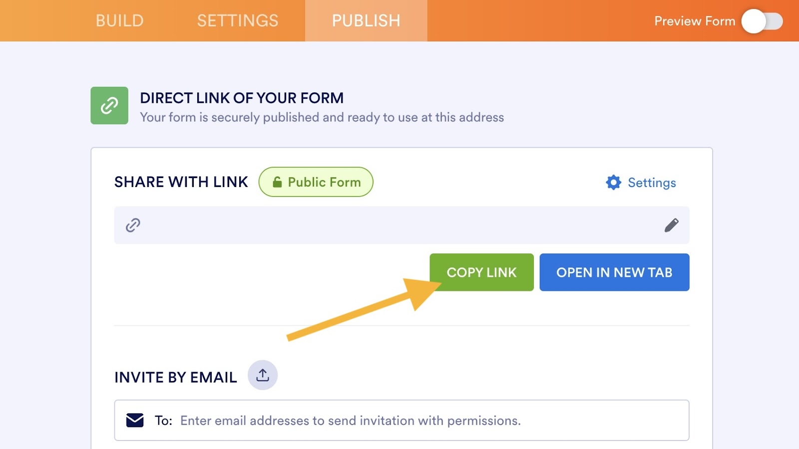 Screenshot di Jotform, con una freccia che punta al pulsante Copia Link