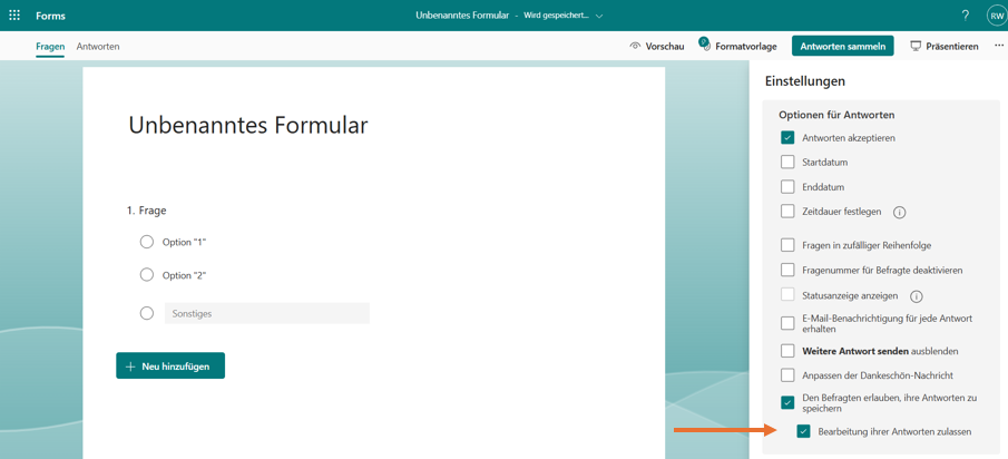 Screenshot von Microsoft Forms mit einem Pfeil, der auf die Einstellung „Den Befragten die Bearbeitung ihrer Antworten erlauben“ zeigt