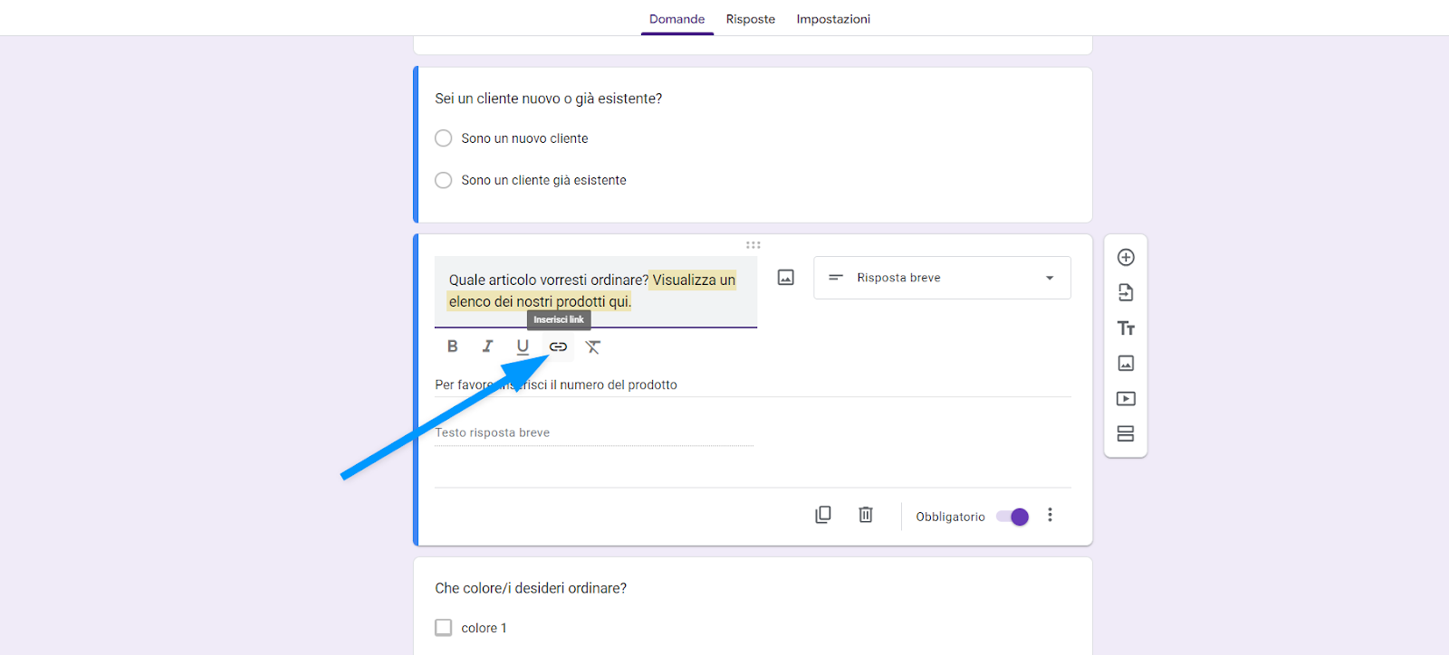 Stessa immagine di cui sopra, ma con una freccia rivolta verso il pulsante Inserisci link che si trova sotto la domanda