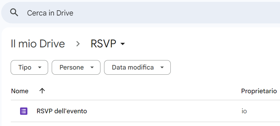 Screenshot di un'interfaccia di Google Drive che mostra una lista di file e cartelle