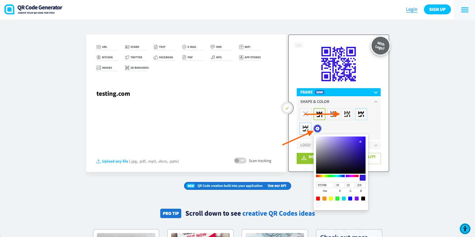 Screenshot der Anpassungsoptionen im QR-Code-Generator, mit Pfeilen, die zeigen, wo Form und Farbe des Codes geändert werden können
