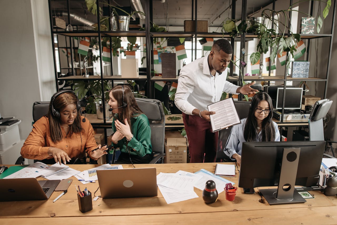 7-key-steps-to-build-a-thriving-customer-service-team