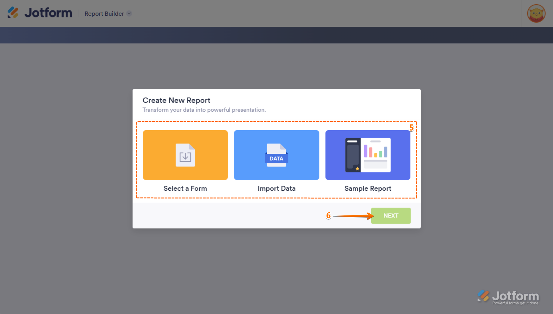 Página Crear informe de Jotform con opciones para 'Seleccionar un formulario', 'Importar datos', e 'Informe de muestra', y el botón 'Siguiente'