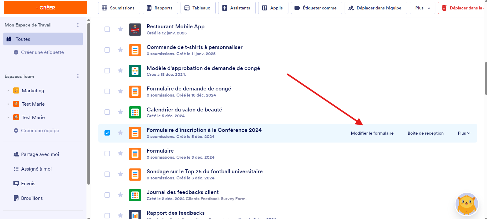 Capture d’écran d’un utilisateur cliquant sur l’onglet « Publier » dans une interface logicielle
