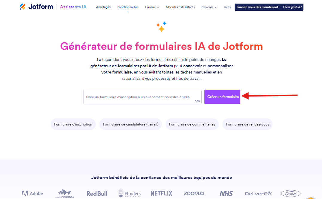 Capture d'écran du Générateur de formulaires IA de Jotform, avec une flèche pointant vers le bouton Créer un formulaire