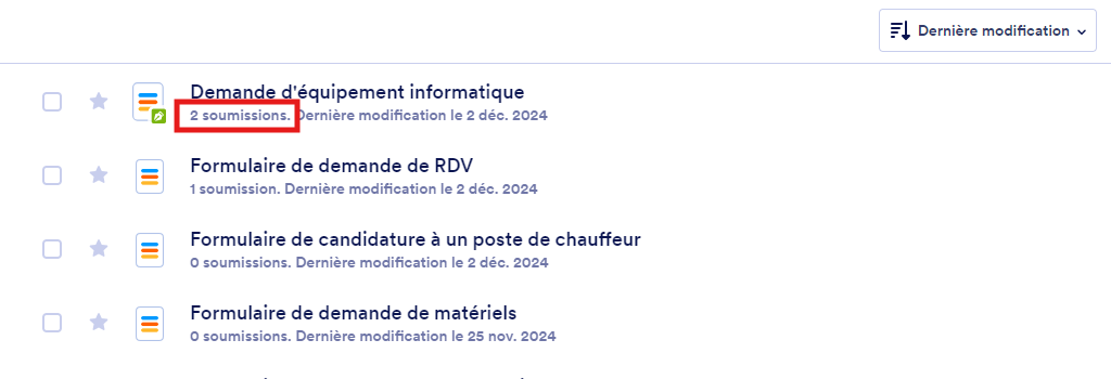 Mise en évidence de « 2 soumissions » dans le formulaire de Demande d'équipement informatique dans le Générateur de formulaires Jotform