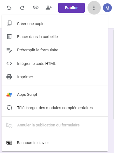 Capture d'écran montrant les options quand on clique sur les trois point verticaux dans Google Forms