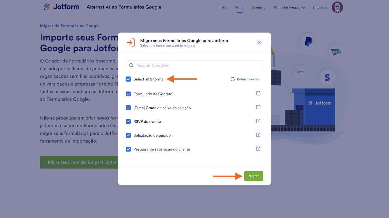 Captura de tela da tela Migrar Formulários do Google para Jotform, com setas apontando para a caixa de seleção "Selecionar todos os formulários" e o botão "Migrar"