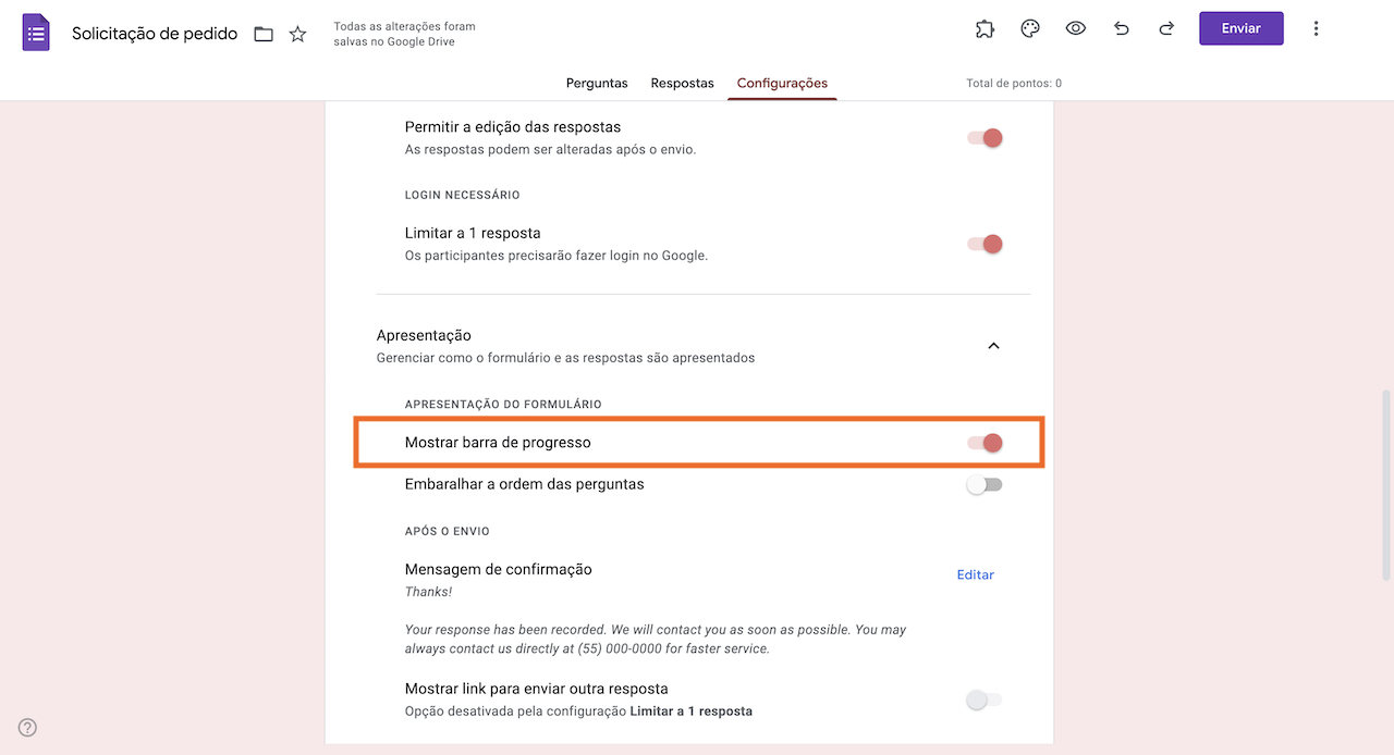 Aba de Configurações de um Formulário de Solicitação de Pedido, visualizando as opções em Apresentação, sob Configurações, acionando a opção "Mostrar barra de progresso"