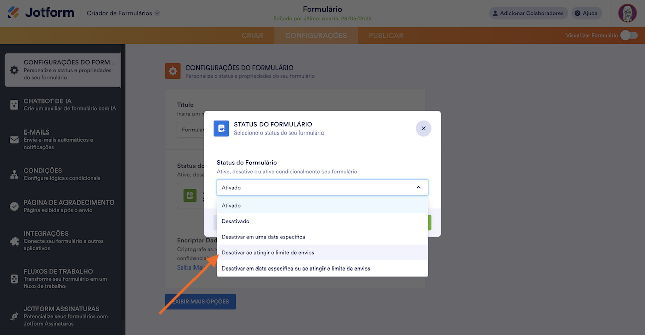 Selecionando Desativar ao atingir o limite de envios nas Configurações do Formulário no Criador de Formulários Jotform
