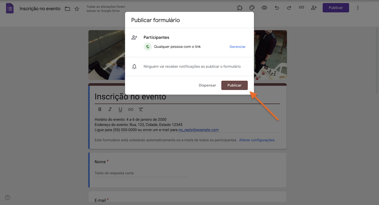 Clicando no botão Publicar na janela pop-up no Formulários Google