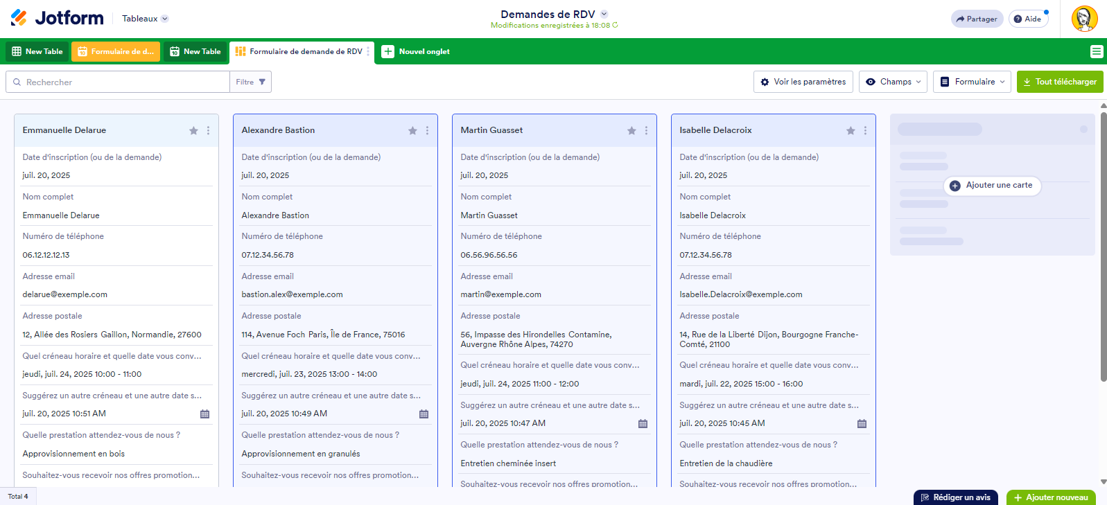 Capture d'écran d'un formulaire Demandes de RDV en vue Cartes dans les Tableaux Jotform