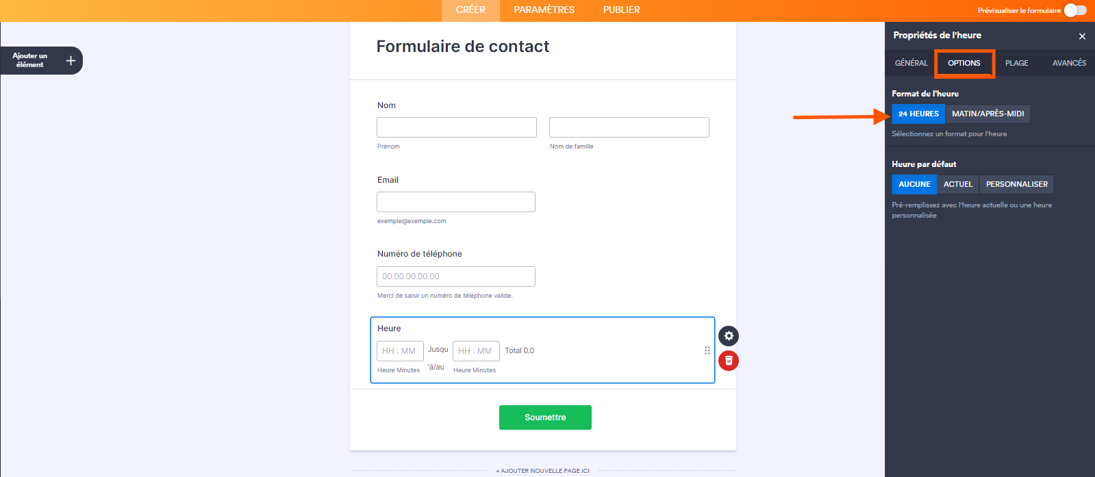 Capture d'écran de l'onglet Options des propriétés du champ Heure avec une flèche pointant vers le Format de l'heure 24 Heures dans le Générateur de formulaires Jotform