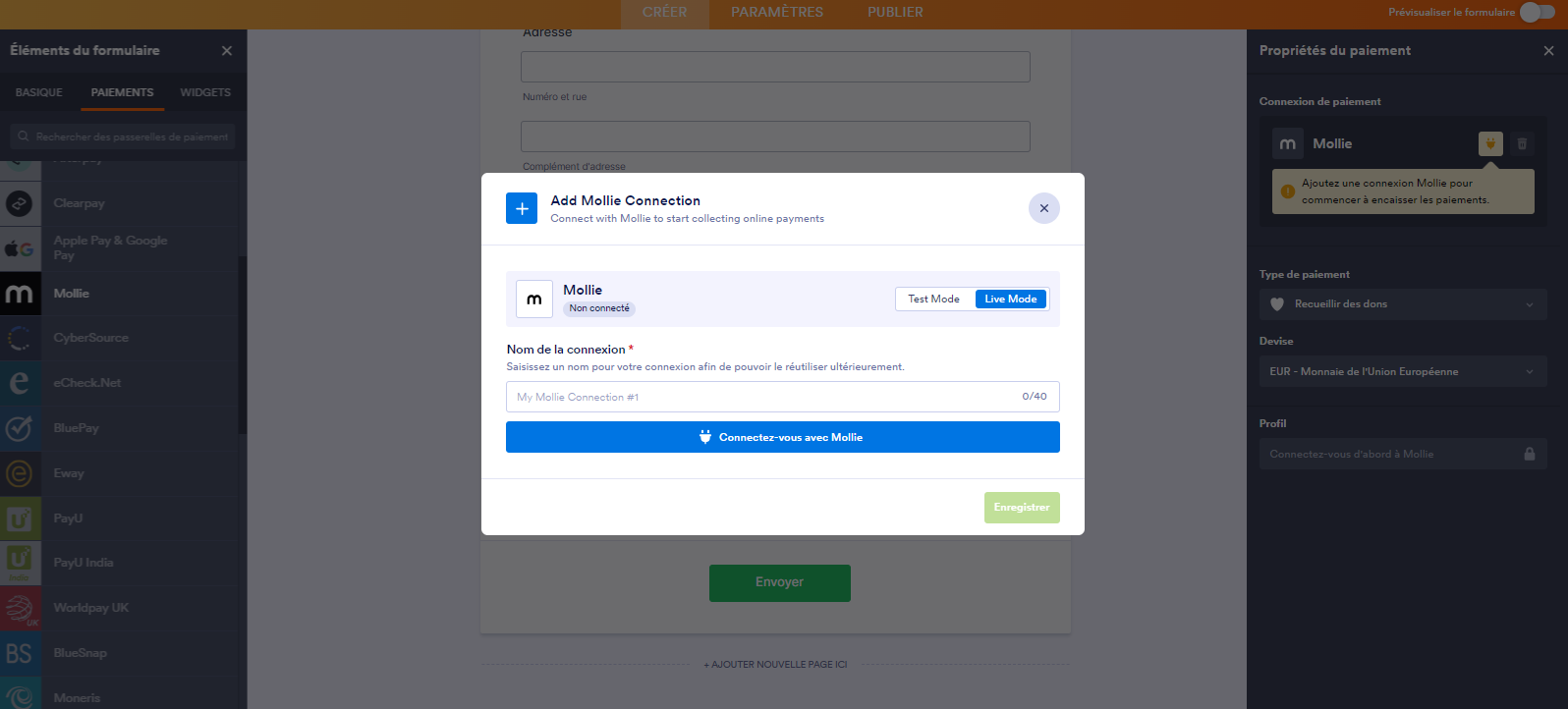 Capture d'écran de la fenêtre modale de connexion d'un compte Mollie avec les options de mode Live et mode Test, le champ pour ajouter un nom de connexion et le bouton Connectez-vous avec Mollie ainsi que le bouton Enregistrer, dans le Générateur de formulaires Jotform